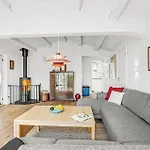 4 Bedroom Awesome In * Kalundborg